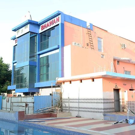 OYO 22221 Yadav Hotel Bhiwadi Bagian luar foto