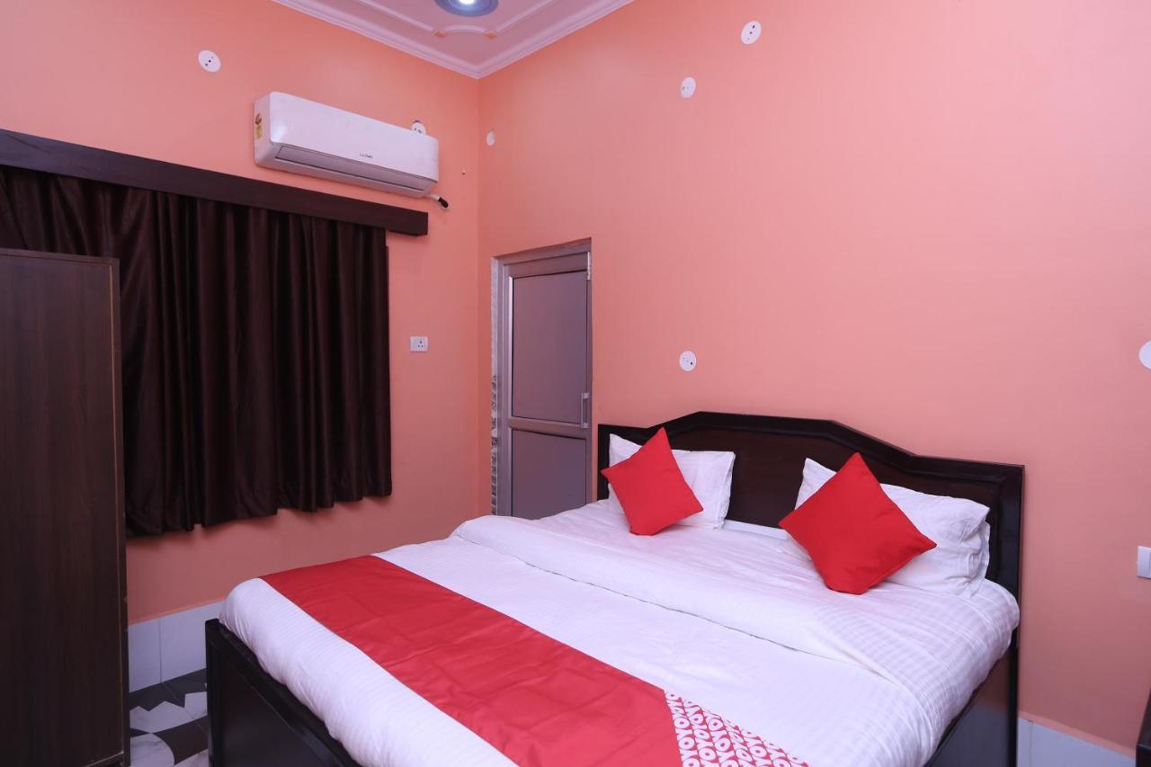 OYO 22221 Yadav Hotel Bhiwadi Bagian luar foto