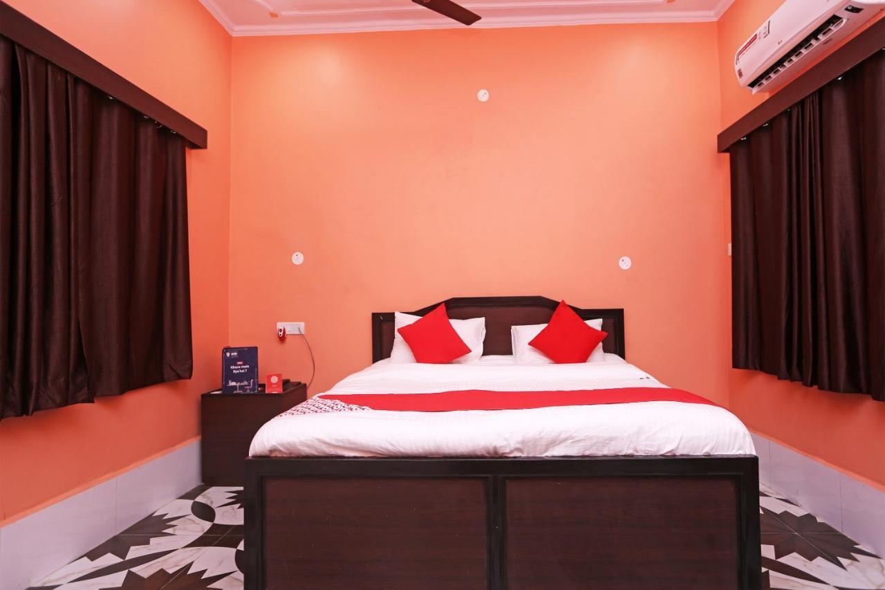 OYO 22221 Yadav Hotel Bhiwadi Bagian luar foto